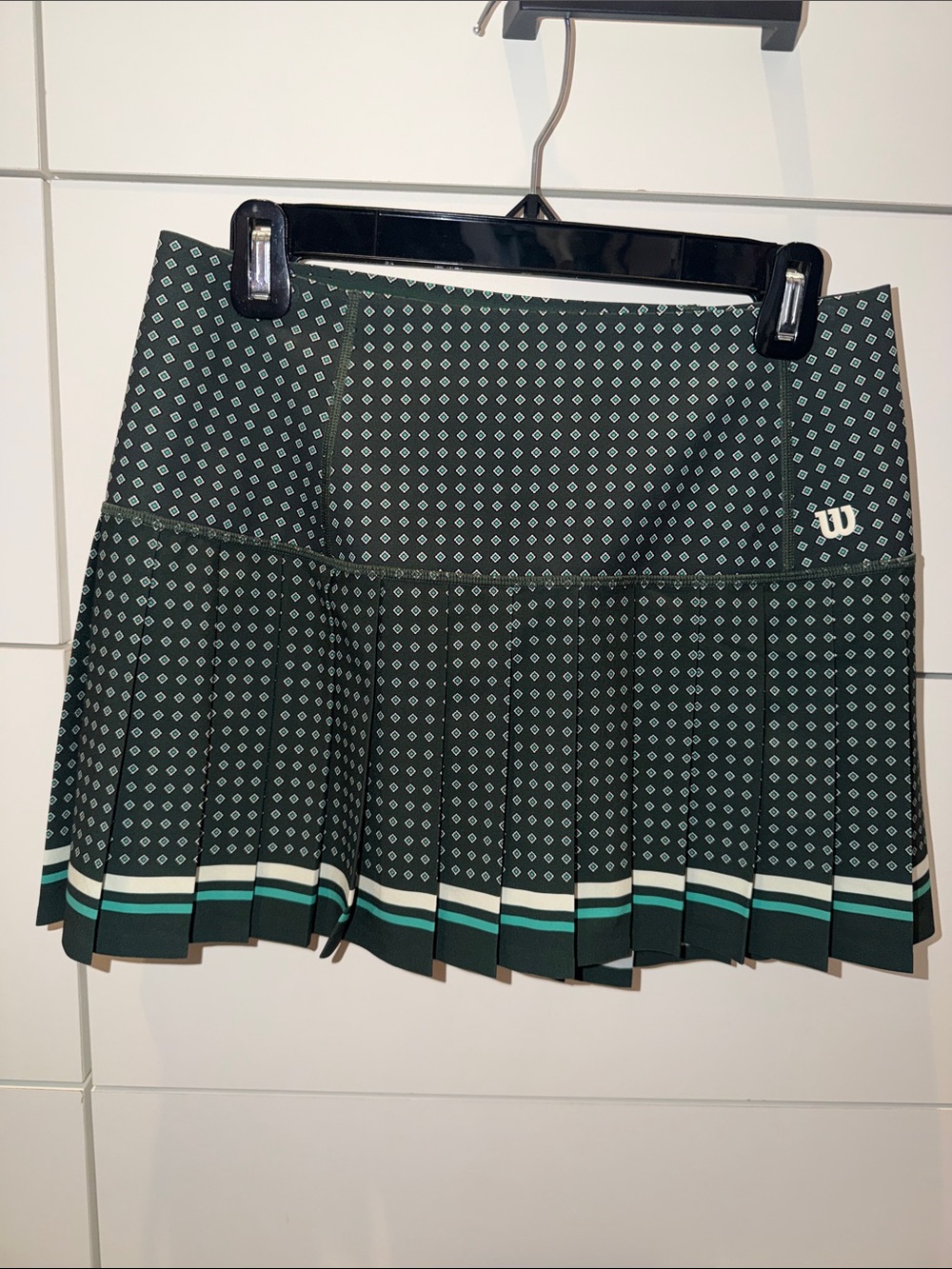 Wilson Women's Green Pleated Tennis Skirt large